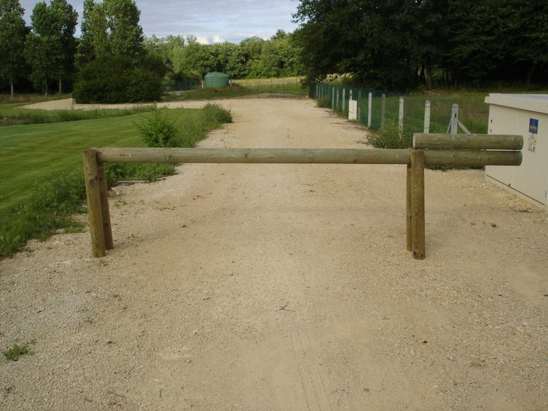 Barriere basculante en bois de Pin longueur 4 metres