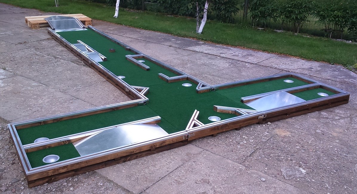 Parcours Mini golf 9 trous en 1 démontable 4.80 par 3.20 m