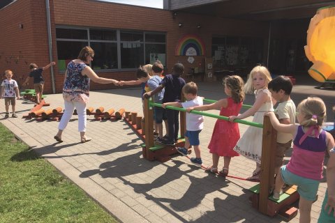 Parcours petite enfance - Pont de singe