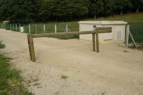 Barriere basculante en bois de Pin longueur 4 metres