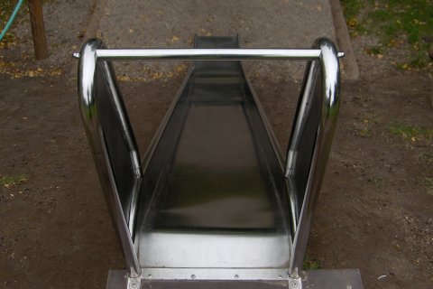 Toboggan Inox de hauteur 2250 mm Aisi 304 pour fixation sur plateforme ou talus