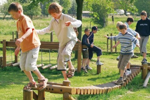 Aire de jeux Pont souple / Pont Galbé / Pont de la jungle / Arc suspendu pour enfants de 4-15 ans