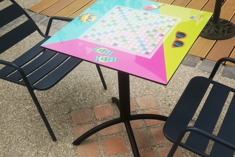 Table de jeux de lettres