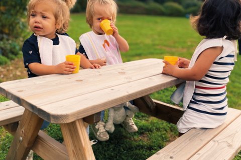 Table de pique nique rectangulaire en bois pour enfants, modele economique