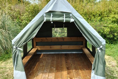 Lodge version toile intégrale verte spécial camping de la marque Merry lodge