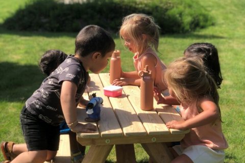 Table de pique-nique en robinier enfants 1,2m